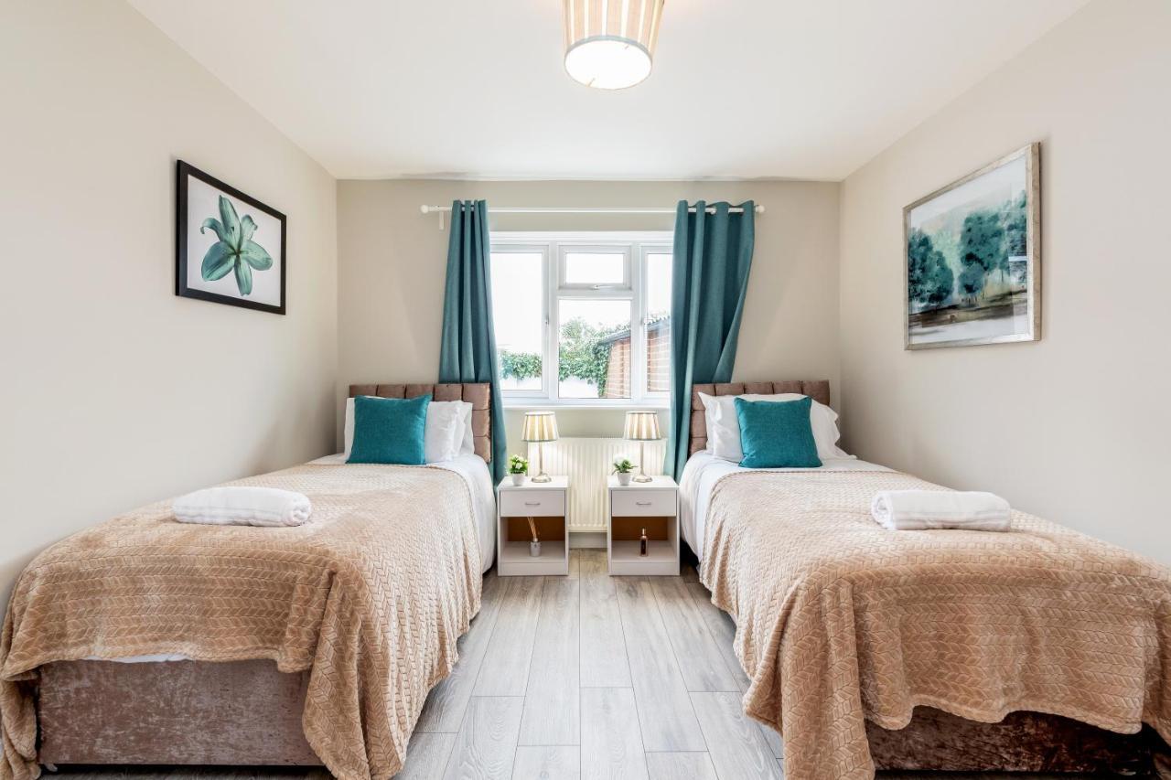 Dartford, Kent - Modern 2Bd 2Bath En-Suite Bungalow M25 Bluewater מראה חיצוני תמונה